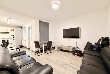 6 bed house, Rothesay Avenue, Radford, Nottingham, NG71PU - Image 3